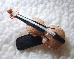 Felt Hair Clip Violin By Lululyna On Etsy Felt Hair Clips Violin Felt Brooch