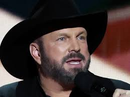 Garth Brooks Suffers Devastating Personal Loss