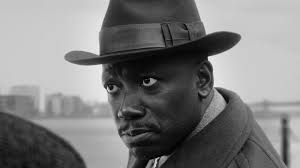 Lamorne Morris Makes Marvel History as Spider-Noir's Robbie Robertson