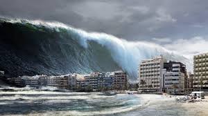 Pantai yang memiliki ombak terbesar di dunia ini tercatat mencapai ketinggian 23.5 meter. Ngeri Ini 12 Tsunami Terdasyat Sepanjang Sejarah Manusia Salah Satunya Di Indonesia Pos Kupang