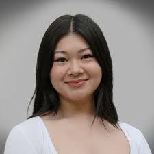 Paula Legge's Instagram, Twitter & Facebook