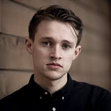 Stream Cameron Easton music