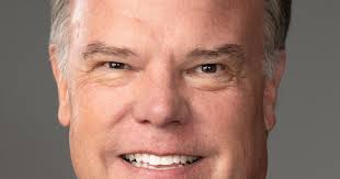 Woman's CEO earns national honor, Murphy named to port board