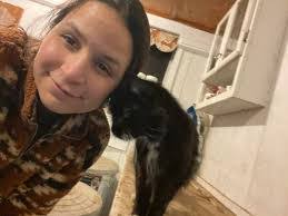 Barbara Dearinger's Instagram, Twitter & Facebook