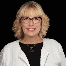 Ingrid Singh's Instagram, Twitter & Facebook