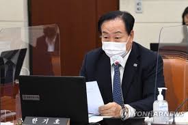 육군교육사령관 한기호 (육사31기·사진) 중장과의 인터뷰를 통해 육군의 교육훈련. êµ­ë¯¼ì˜íž˜ ì‚¬ë¬´ì´ìž¥ì— í•œê¸°í˜¸ ì •ì±…ìœ„ì˜ìž¥ì— ê¹€ë„ì ë‚´ì • ì•¼ê°„ ì •ë³´