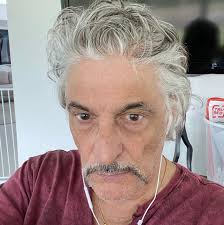 Al (back row, 4th from left) standing next to his "compadre", the great  Carmine Appice (5th from left).