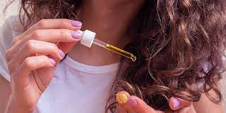 Blow drying your curls is often a long and frustrating process. I Ve Learned To Dry My Curls Without Damaging Them Here S How