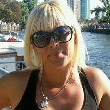 nancy moretti (@nancy_morettii)