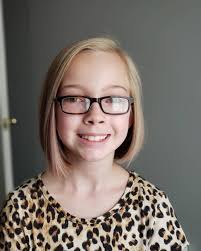 Xan Starnes-HAIRSTYLIST