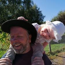 Penny Fleming (@penflem)