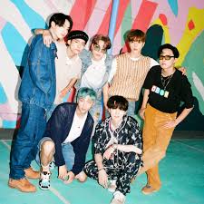 A section of digg solely dedicated to collecting and promoting the best and most interesting video content on the internet. Dynamite Group Teaser Photo Bts Is Bringing Retro Back V S Beret J Hope Jimin S Sunglasses Steal The Show Foto Bts Bangtan Dynamite