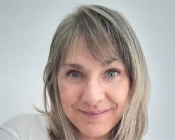 Carmen Corvalan's Instagram, Twitter & Facebook