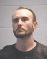 Mon Parker's Instagram, Twitter & Facebook