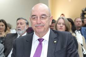 Osmar terra supports the heard immunization of brazilian citizens theory. Deputado Osmar Terra Tem Melhora Gradativa Diz Hospital De Porto Alegre Rio Grande Do Sul G1