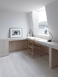 Ingersoll Road Picture Gallery Architecture Interiordesign Workspace Schuine Plafonds Minimalistisch Huis Minimalistisch Meubilair