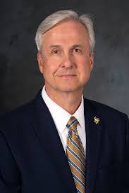 Manuel Myers's Instagram, Twitter & Facebook