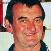 Jennifer Hallam's Instagram, Twitter & Facebook