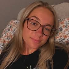 Bella Bartlett (@BartlettBella1)