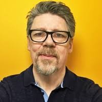 Matthew Renton's Instagram, Twitter & Facebook