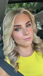 Hannah Knowles's Instagram, Twitter & Facebook