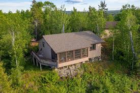 The best places to stay near duluth for a holiday or a weekend are on homeaway. Pet Friendly Vacation Rentals In Ely Mn Bringfido