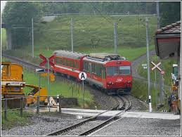 Deutscher meister wurde christian engel. Um Einen Bahnubergang Mit Zahnstange Auf Der Vielbefahrenen Stossstrasse Zu Vermeiden Geht Die Ab Hier Bei Kreuzstrasse Fur 100m In Die Horizontale Bahnbilder De