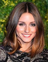 Subtle Shades For Glowy Brunettes Coiffure Cheveux Mi Long Cheveux Mi Long Cheveux