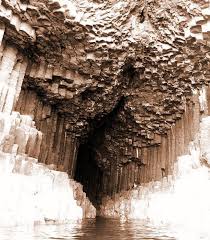 Some are easy to explore, others extremely difficult. Natural Wonders Fingal S Cave An Enigmatic Place Shrouded In Mystery And Legend Ancient Pages