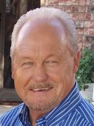 Ronnie Castleberry's Instagram, Twitter & Facebook