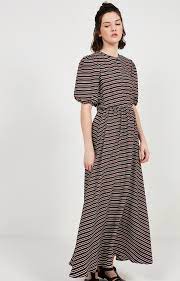 Find clothing from all your favourite eras, from 1920s through to 1990s style. Dresses American Vintage International