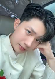 Mặc Đồ Chính: Hành Trình và Kỳ Vọng