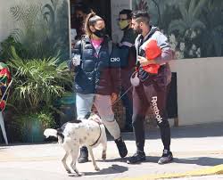 30,304 likes · 34 talking about this. Jimena Baron Y El Tucu Lopez Oficializaron Su Romance Con Un Apasionado Beso En Publico