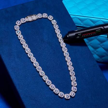 Moissanite Collection - Adamans