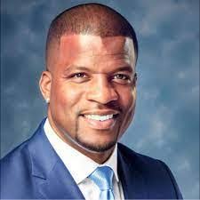 Sabrina Tuggle's Instagram, Twitter & Facebook