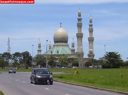 Kampung pandan merupakan sebuah kampung yang terletak di kuala lumpur, dalam wilayah persekutuan. World Beautiful Mosques Pictures