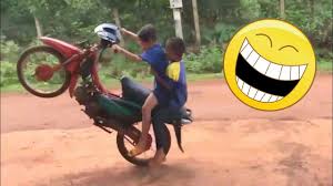 Gambar Meme Kocak Naik Motor Guyonreceh