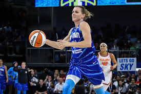 Longtime Sky scoring star Allie Quigley makes retirement ...