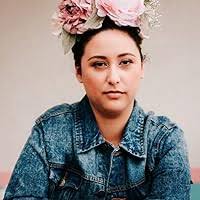 The Girl In Between (The Girl in Between, #1) by Laekan Zea Kemp