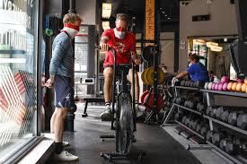 The california family fitness midtown sacramento gym is centrally located off of alhambra blvd. Mask Requirement For Workouts Has Some Chicago Gyms Worried Chicago Tribune