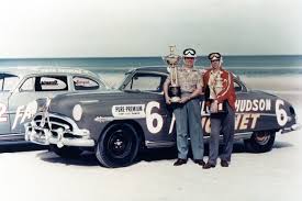 Several drivers, including marshall teague and herb thomas, drove hudson. A Fabulous Top 10 List The Hudson Hornet Nascar Hall Of Fame Curators Corner