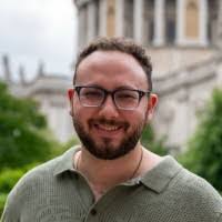 Eric Kenna's Instagram, Twitter & Facebook