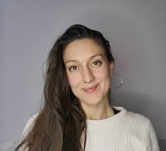 Bianca Kern's Instagram, Twitter & Facebook