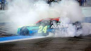 Modern nascar races have stages, each drivers and teams who want better track position for a restart after a stage break often use their a race win during the regular season almost guarantees a driver a spot in the playoffs, aside from a. Nascar At Homestead Results William Byron Goes From 31st To First In Dixie Vodka 400 Victory Sporting News