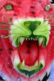 24 Diy Amazing Creations From Food Beautyharmonylife Fruit And Vegetable Carving Food Carving Food Humor