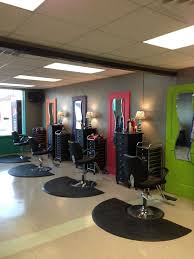 Hair Salon Ideas For Those Looking For Something New Hair Salon Decor Salon Decor Beauty Salon Decor