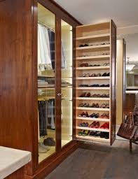 Is Your Closet Overflowing Here Are Closet Storage Ideas To Help You Gain More Control Over Your Closet Space Yatak Odasi Dolap Duzenleme Ic Tasarim Mobilya