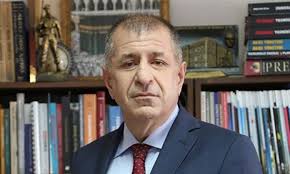 Ümit özdağ'ın 37 kitabını 1000kitap okurlarının okuma tercihlerine göre filtreleyerek inceleyebilirsiniz. Umit Ozdag In Yeni Kitabi Cikti