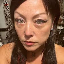 Yalan Papillons Email & Phone Number