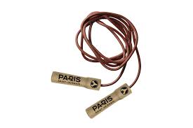 The brand also creates scarves, flowers lapel pins, card holders and gloves. Paris Saint Germain La Galerie ê·œë„